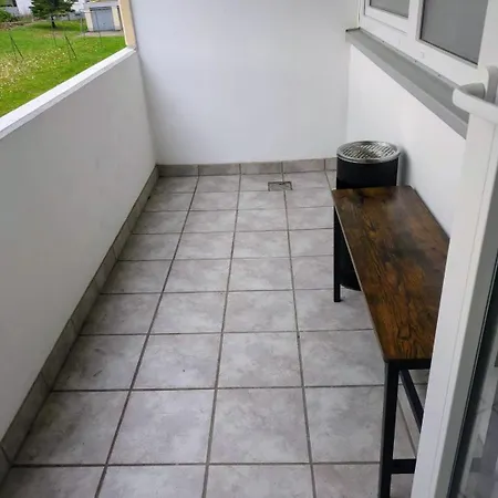L8 Street Budget - Apartment